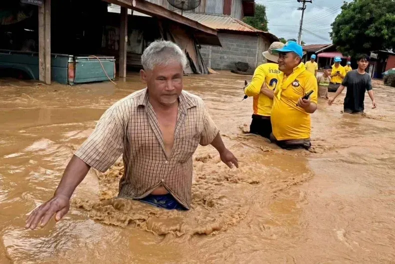 50+ hình ảnh lũ lụt nghẹt thở kể chuyện thiên tai · ảnh 2