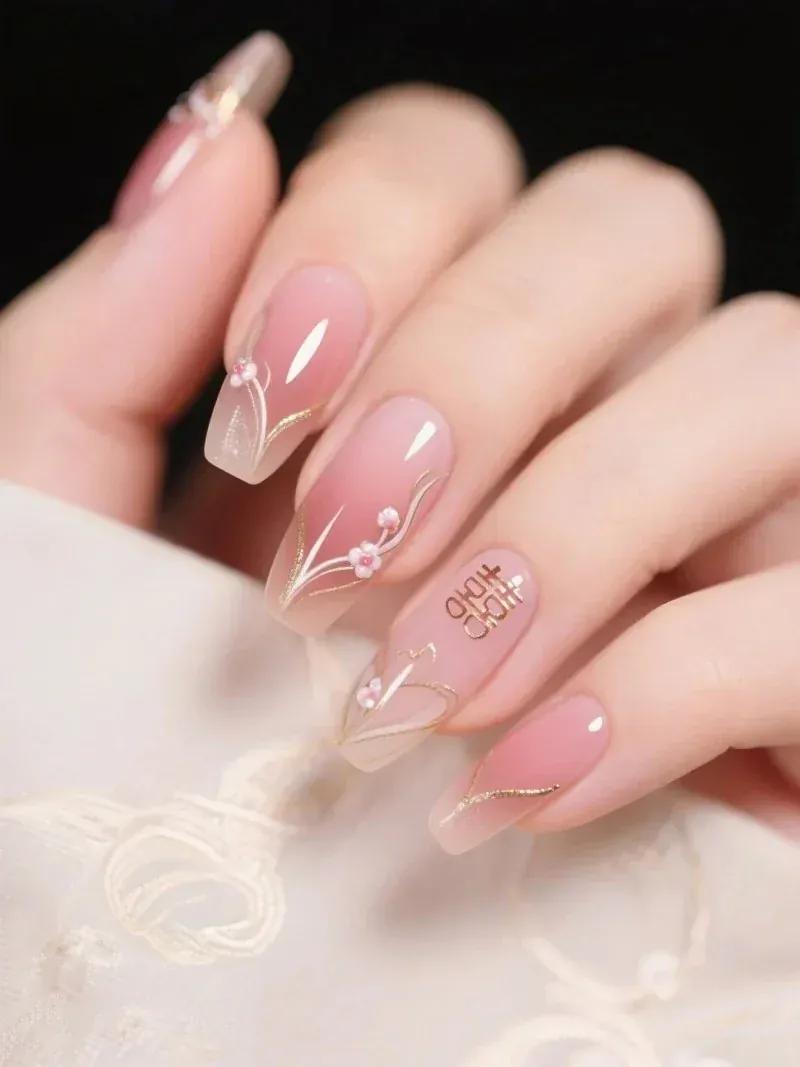 Bộ sưu tập 20+ ảnh nail cô dâu mùa cưới 2024 lung linh · ảnh 2